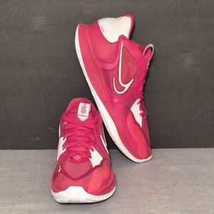 New Nike Kyrie Irving 5 Low Zoom Air Basketball Sneakers, M9.5, Univ. Red/White